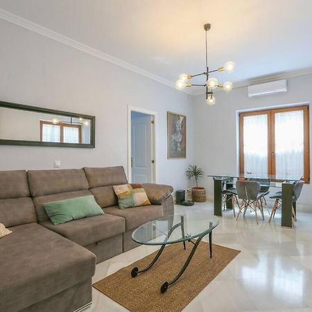 סביליה Riverwalk Suites - Puente Triana מראה חיצוני תמונה