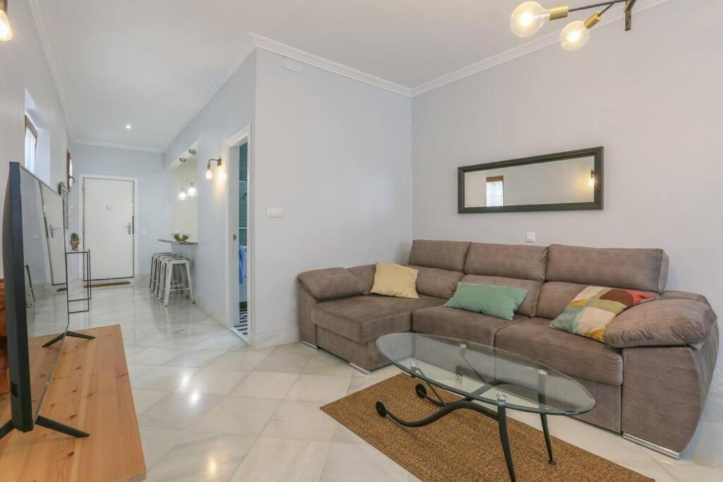 סביליה Riverwalk Suites - Puente Triana מראה חיצוני תמונה